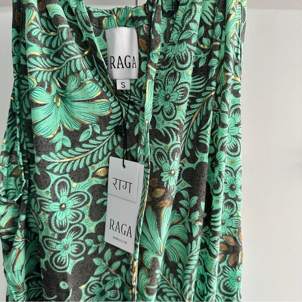 RAGA Green Floral Halter Romper NWT Size S Boho Resort Vacation - Picture 5 of 8